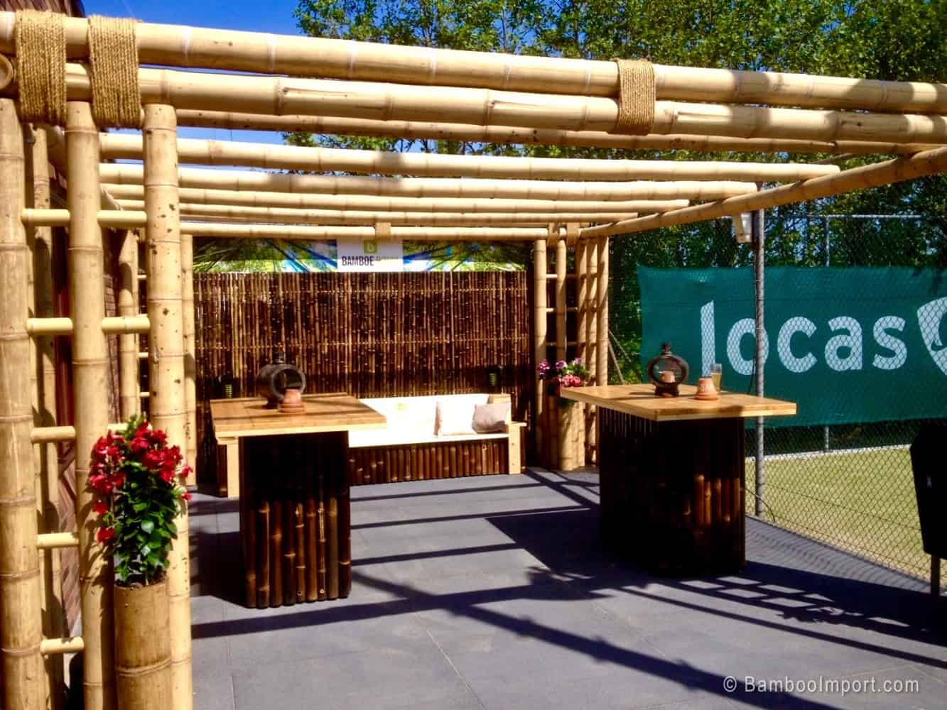 Bamboe Pergola voor Tennisvereniging Uitgeest