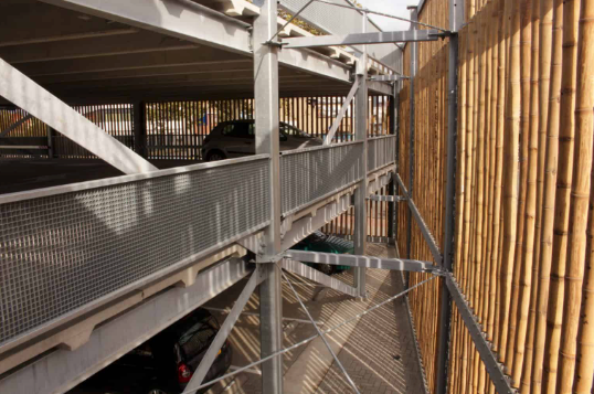 Bamboe Gevelbekleding parkeergarage in Den Haag