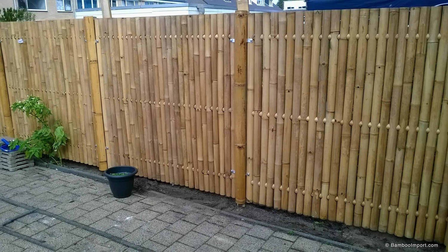 Bamboe Schutting Plaatsen met Beugels